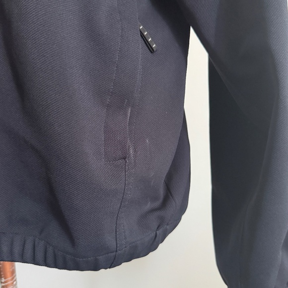 Sunice - Blue and White Pull Over Golf Windbreaker Jacket - Picture 15 of 15